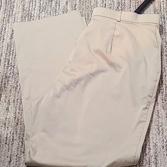 Koret Khaki Bootcut Pants, Size 18 - Picture 8 of 8